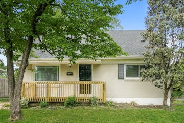 4125 BERKSHIRE AVE LOUISVILLE, KY 40220